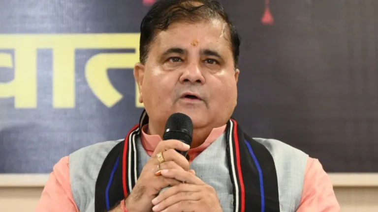 भाजपा प्रदेश अध्यक्ष महेंद्र भट्ट पहुंचे थराली, आपदाग्रस्त क्षेत्रो का लिया जायजा